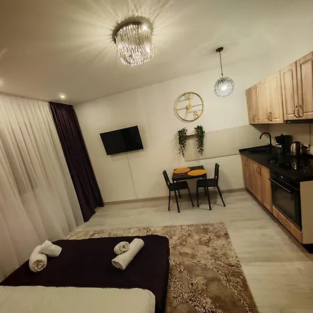 Deluxe - By Yamaluxe Bucharest