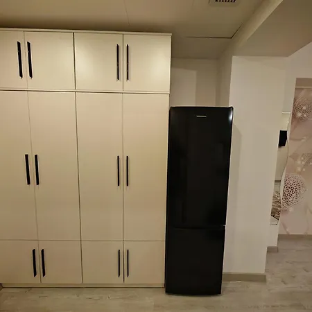 Deluxe - By Yamaluxe