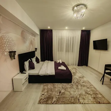 Deluxe - By Yamaluxe בוקרשט